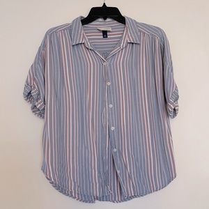 Universal Thread striped button-up. Size M.